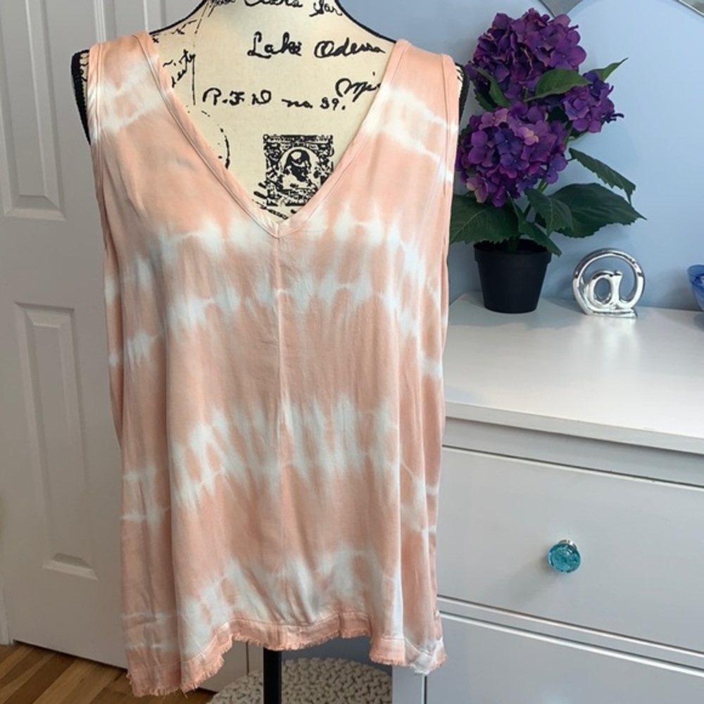 Allison Joy Deep V Tie Dye Tank Frayed Hem NWOT